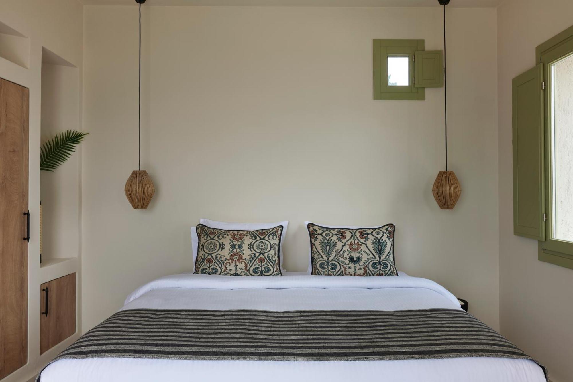 Aeon Suites - Adults Only Pyrgos Kallistis Exterior foto