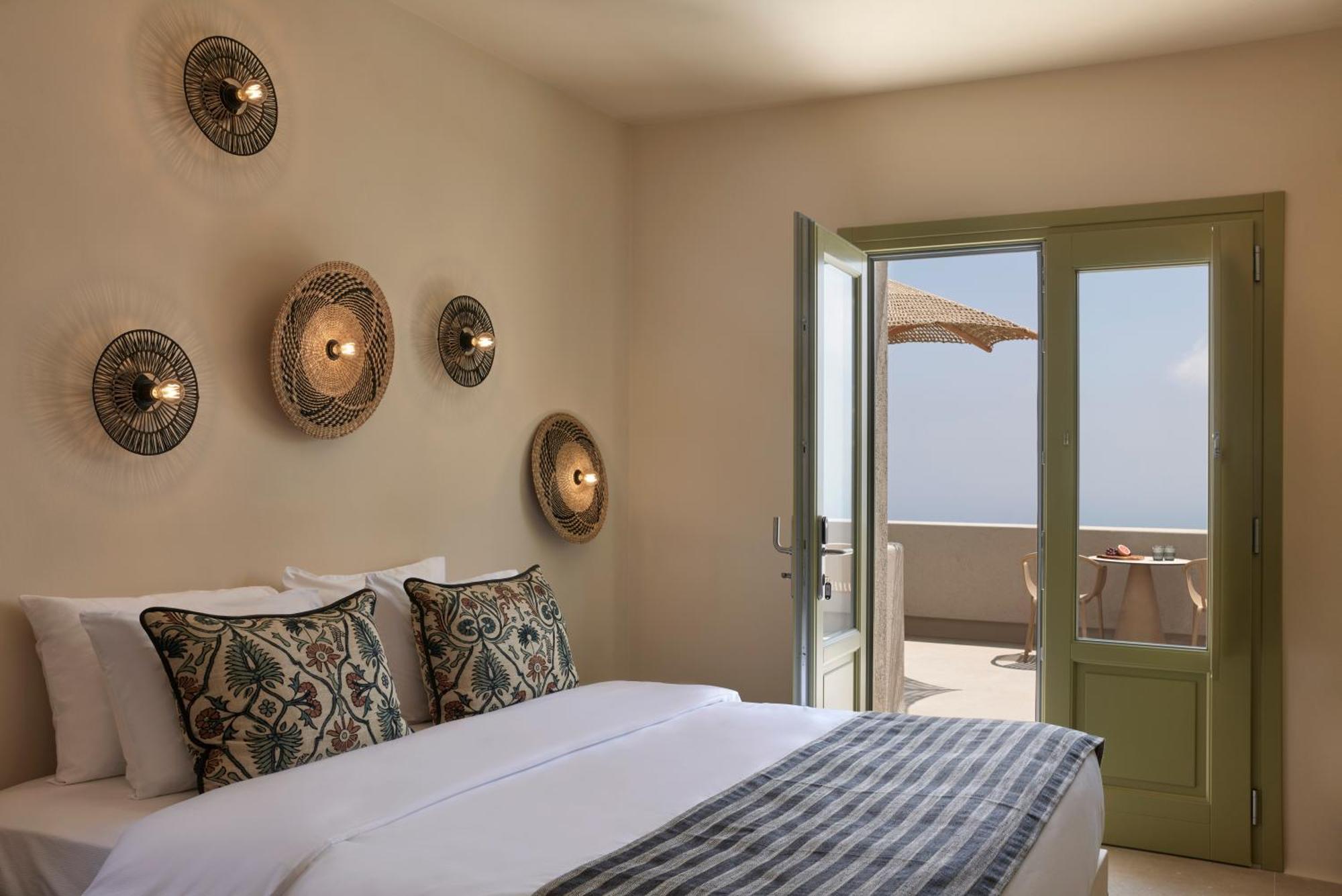 Aeon Suites - Adults Only Pyrgos Kallistis Exterior foto