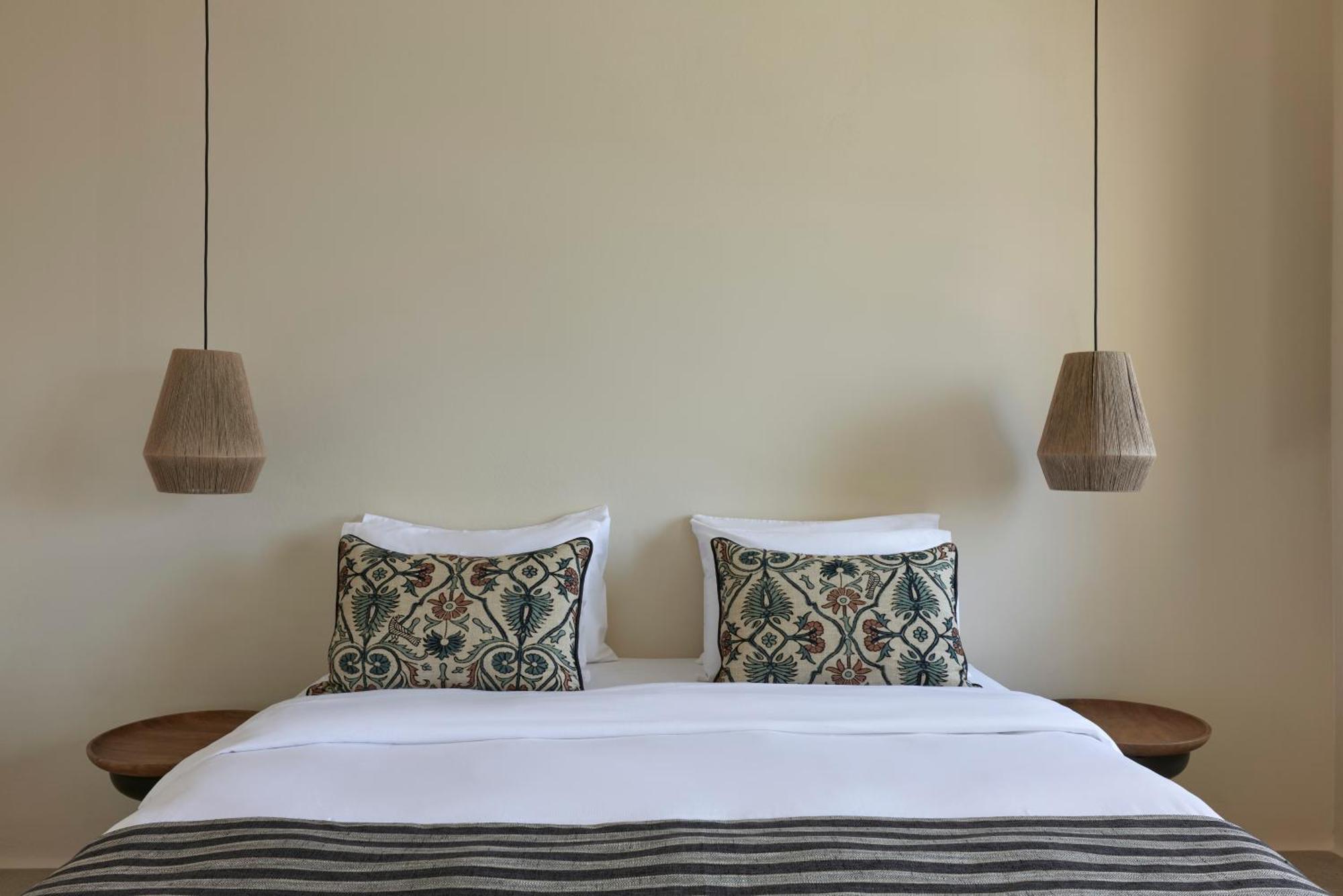 Aeon Suites - Adults Only Pyrgos Kallistis Exterior foto