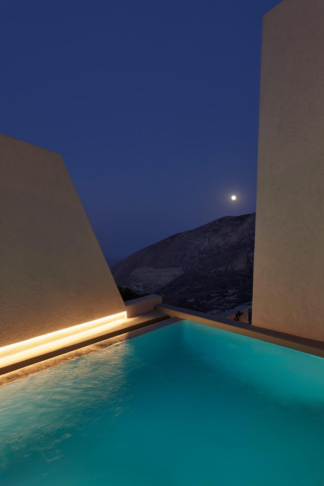 Aeon Suites - Adults Only Pyrgos Kallistis Exterior foto